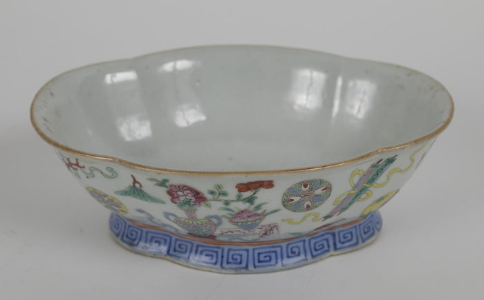 18th Century Chinese Export Bowl