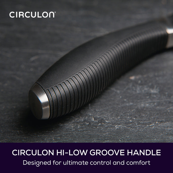 Close up of black handle on bread knife. Text reads: Circulon Hi-Low groove handle designed for ultimate control and comfort.