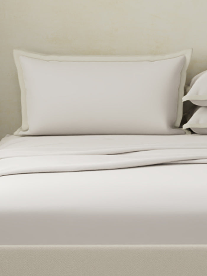 Cotton Charm 400 TC 100% Cotton King Size Dyed Bedsheet with 4 Pillow Covers - Moonbeam