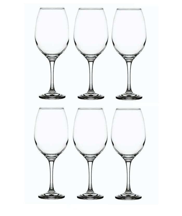 Sophisticated wine glass perfect for formal dinner parties