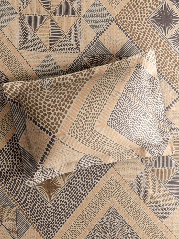 Gardenia Augusta 100% Cotton 300 TC King Bedsheet with 2 Pillow Covers | Brown Digitally Printed