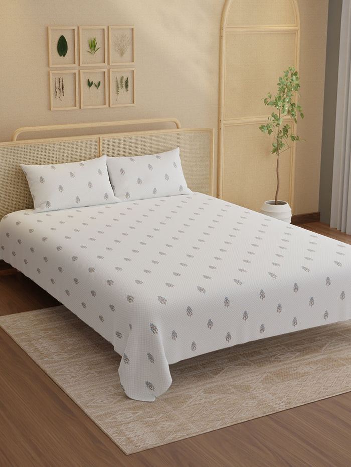Indo Musk 100% Kasturi Cotton 200 TC King Bedsheet with 2 Pillow Covers | White & Blue Floral Bedsheet Set