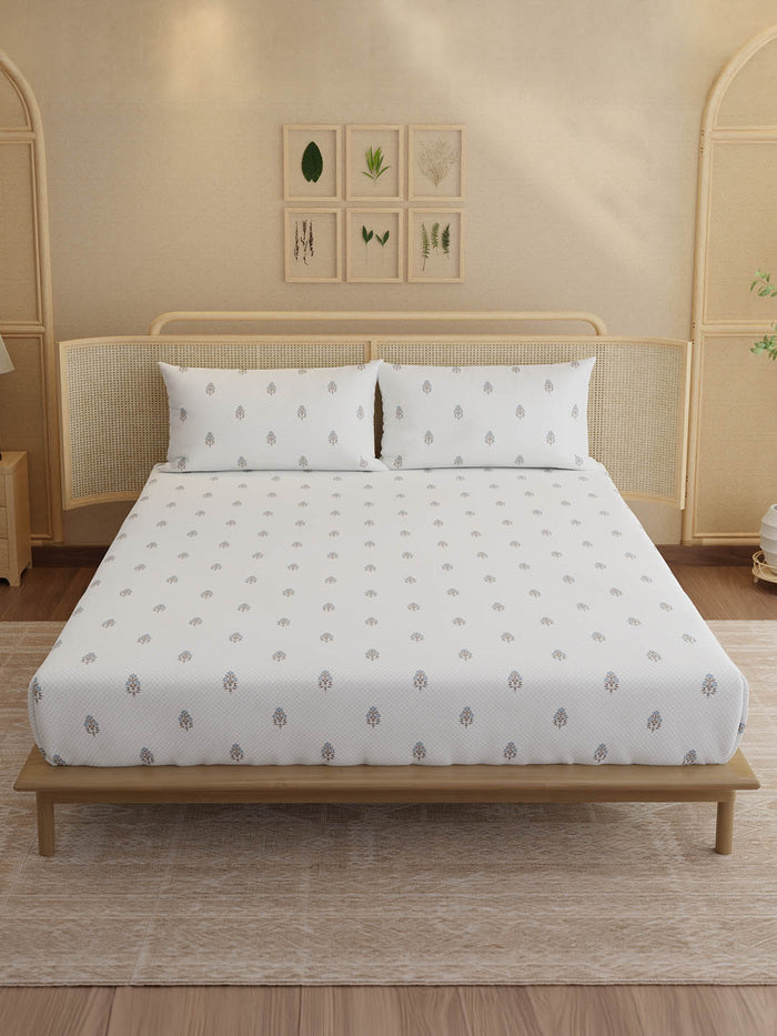 Indo Musk 100% Kasturi Cotton 200 TC King Fitted Sheet with 2 Pillow Covers | White & Blue Floral Fitted Sheet Set