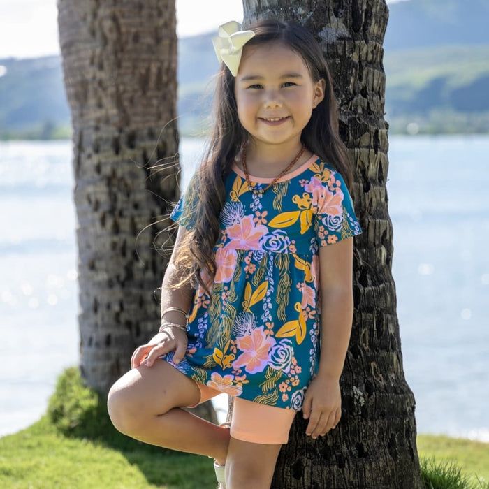 Lā Lei Short Sleeve Top and Shorts Set
