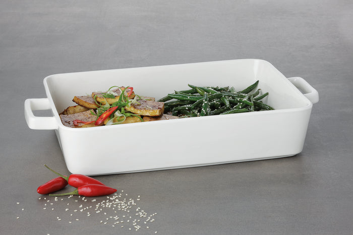 Maxwell & Williams Epicurious Rectangular Baker 32x22.5x7cm - White