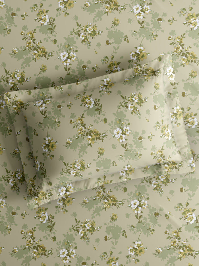 Nature Bouquet 100% Cotton 300 TC King Bedsheet with 2 Pillow Covers | Green & White Floral Fragrance Bedsheet Set