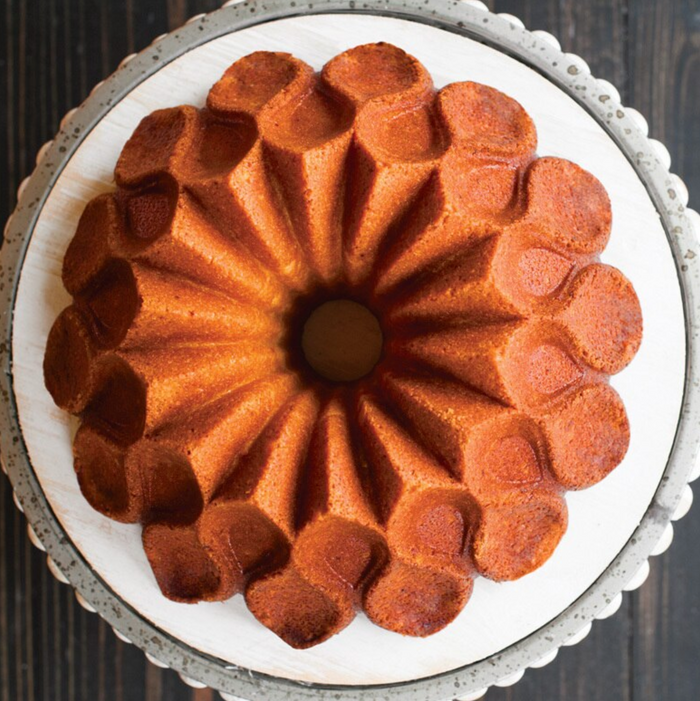 Nordic Ware | Crown Bundt Pan