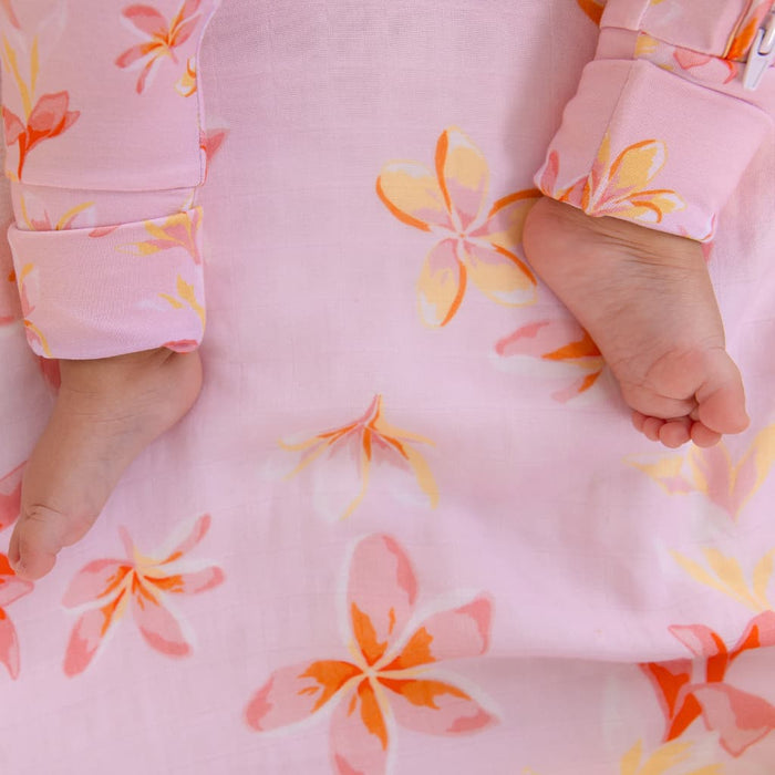 Plumeria Honey Baby Quilt