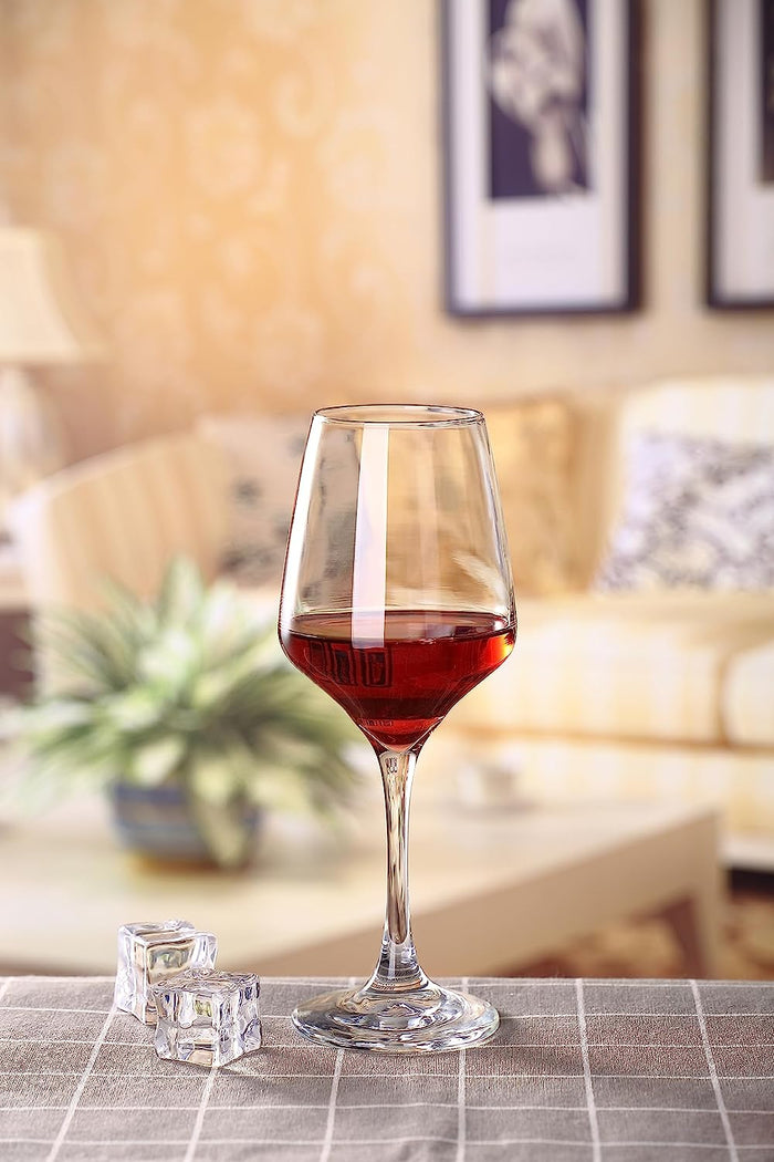 Clear wine glass perfect for serving white wine.